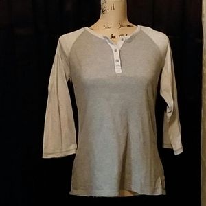 Faded Glory ladies raglan sleeve tee shirt. Sz M.